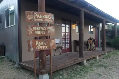 Image de The Wrangler @C. O. D. Ranch! Perfect romantic spot for 2 w\/ views & hiking trails
