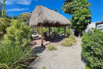 Image de Easy access to beautiful Keys water & a short drive to Key West fun!