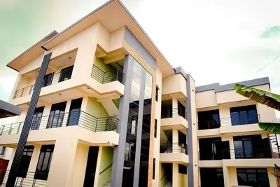 Good apartment for short stay and long stay from 20 dollars you get place t stay