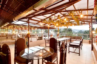 Image de Lugani's - Mv Villa\n