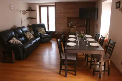 Spacieuse et belle maison rurale au nord de la Navarre(Animaux acceptés)