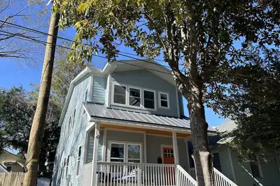 Image de New Pet Freindly Home in historic Downtown Wilmington with fenced yard