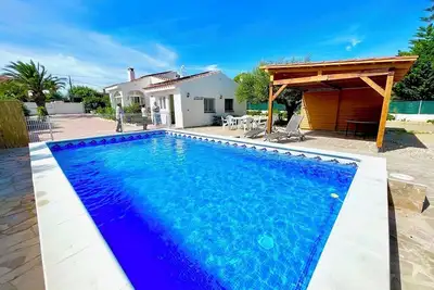 Image de Saona Villas (Cp Leo) : villa pour 8 personnes, piscine privée, climatisation