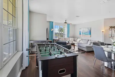Image de Foosball table * near Universal and Disney!