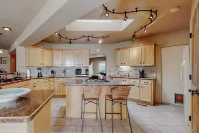 Image de Kentucky Heights Uptown! Luxury southwest decor.