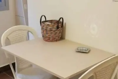 Image de Apartment in Gemayzeh Beirut
