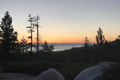 Image de Tahoe Summit Playground: 5-minute walk to Heavenly chair lift & Tahoe Rim Trail