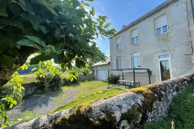 Image de Grande maison au cœur de calme et de la verdure du Cantal