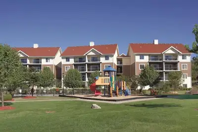 Image de Wyndham Vacation Resort! Serene · Clean · Fun!