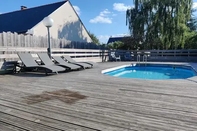 Image de Trélazé - idéal pour vos week-ends entre amis et en famille - 14 personnes