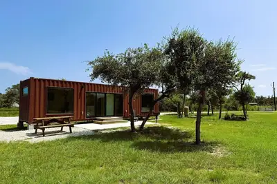 Image de Trout Container Home - Fish Camp Rockport