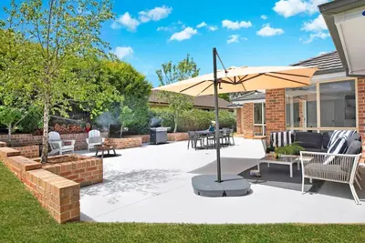 Image de Highlands on Alice — Stay 3, Pay 2!