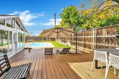 Image de Hawaiian vibes w/ Pool, Gaming Console and Firepit