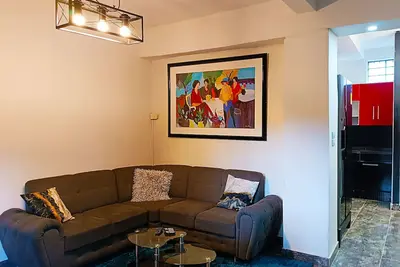 Image de Pvt Room with Access to Rooftop and Jacuzzi