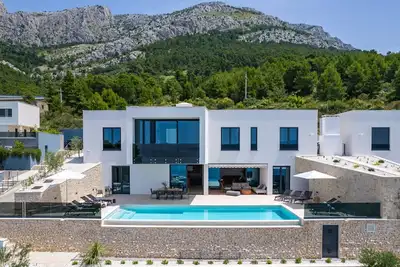 Image de Beachfront Villa Cordelia with Pool