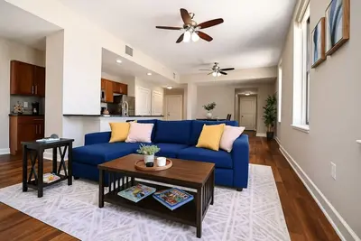 Image de Downtown Sq: Stadium, Casino, Rock Hall, Clinic