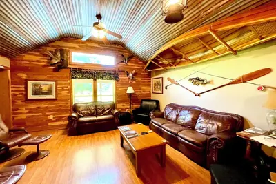 Image de Expedition Suite, Gatherings, River view, Wade-in access