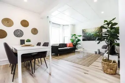 Image de Norwood Flat 4 Bedroom 2 Bathroom Rental