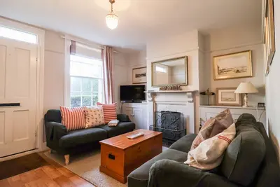 Image de 3 Albion Cottages, pet friendly, with open fire in Walberswick