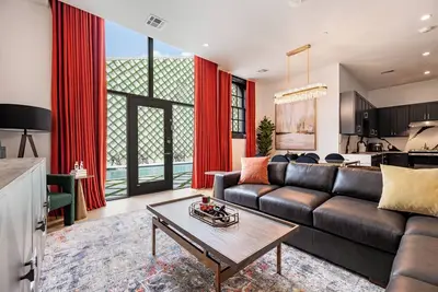 Image de The District Luxury 4br The Little Lagniappe on St. Charles