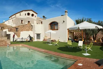 Image de Maison de campagne \"Mas Llagostera\" avec piscine privée, Wi-Fi et climatisation