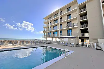 Image de Paradise Awaits! Spend your vacation at Gulf Village! The perfect beach getaway ~