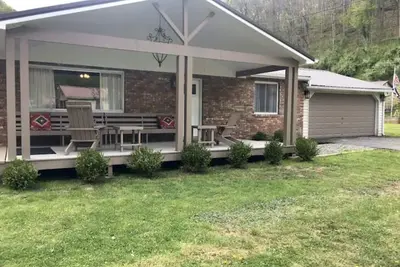 Image de Huckleberry Trail House-