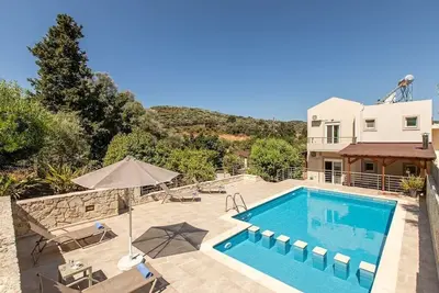 Image de Neaira Villas - Villa no2 with private pool