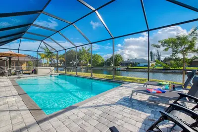 Image de Villa Modern Times – Heated Pool | Water View | Boat Rental + Tours Voucher Incl.