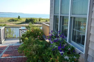 Image de Waterfront Condo With Direct Beach Access On Lewis Bay (2330)