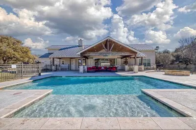 Image de Whiskey Rio @ Frio Premier Rental Homes