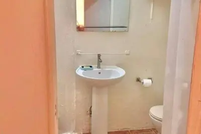 Image de Entire 2br 2ba Apt near Beach\n\n