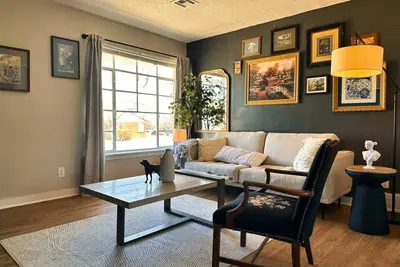 Image de Retro design house nears the Zoo\n\n