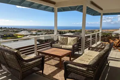 Image de New home in quiet neighborhood, amazing views, minutes from top resorts.