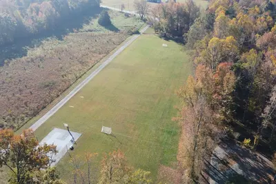 Image de 1kn 3qn 2tn Beds on 22 Acres