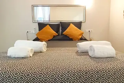 Image de At- La Higuera, avec patio privé par Vgh