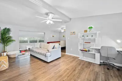 Image de Quiet Cozy Home w/ Arcade, Air Hockey & More, Very Spacious! Close to ZooTampa!