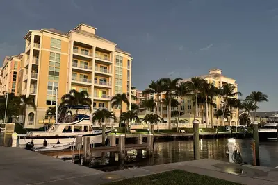 Image de Comfortable condominium on the intracoastal and a 5 minute drive to the beach.
