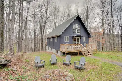Hunter Mountain Home w\/ Game Room: 1 Mi to Skiing!