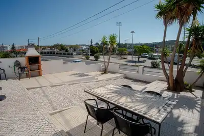Image de 8 Rodrigues Family House - Villa with patio