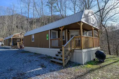 Image de Country Bumpkin located in the heart of the Northern Hatfield McCoy Trails