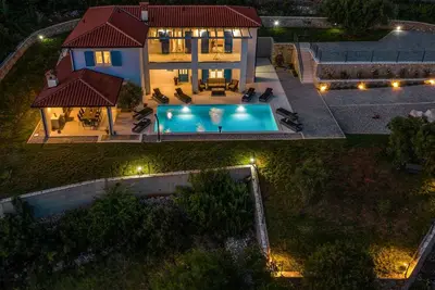 Image de Belle maison Ă Viskovici