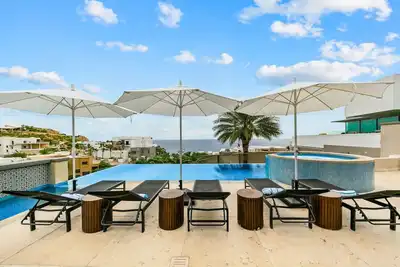 Image de Unreal Views & Plenty of Fun. Winter Deals!