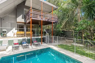 Image de Ariels on the Beach - 4 Br beachfront home w. pool