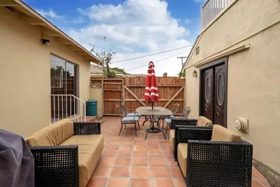 Image de Cozy 3 bedroom home.