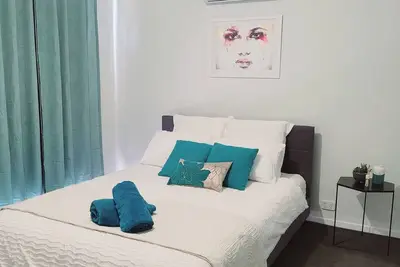 Image de Home away from Home