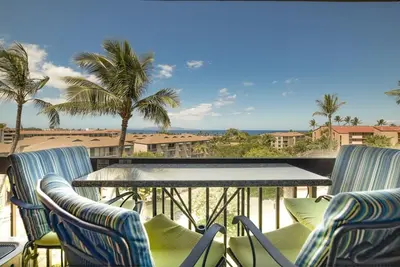 Image de Top Floor Maui Vista with Ocean View, Ac, 5min Walk to Beach