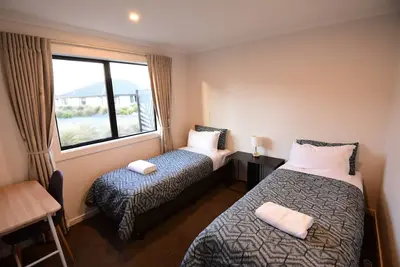 Alpine Star - 3 Bedrooms B