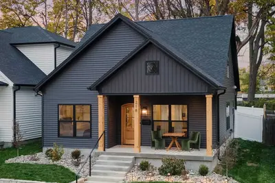 Image de Urban Sophistication Mid Century - Farm Home