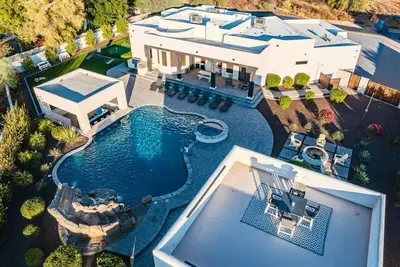 Image de Scottsdale Luxury Villa Pool, Hot Tub, & Games